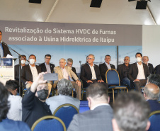 Governador Carlos Massa Ratinho Junior e presidente Jair Bolsonaro participam do evento de lançamento da revitalização do sistema elétrico de alta tensão de Furnas.   -  Foz do Iguaçu, 25/02/2021  - Foto: Jonathan Campos/AEN