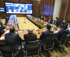 Governador Carlos Massa Ratinho Junior durante reunião virtual com deputados sobre o cenário da pandemia da Covid-19 e as novas medidas restritivas a serem adotadas pelo  Estado. -  Curitiba, 26/02/2021  -  Foto: José Fernando Ogura/AEN