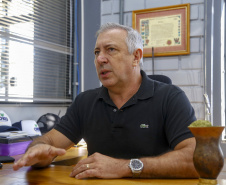 02/03 - produção e processo da batata. Na foto, o produtor rural e empresário Osmar Kloster de Oliveira  -  Foto: Gilson Abreu/AEN