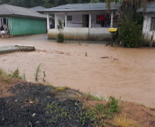 Boletim de Ocorrências da Coordenadoria Estadual da Defesa Civil divulgado na manhã desta quarta-feira (4) mostra que os temporais atingiram nove municípios e danificaram 164 residências. Foto: SISDC/Defesa Civil