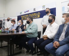 Ministro da Saúde, Eduardo Pazuello, durante visita às obras do novo  Consórcio Intermunicipal de Saúde do Oeste do Paraná ( CISOP). O secretário de Estado da Saúde, Beto Preto, acompanha o ministro  -  Cascavel, 04/03/2021  -  Foto: Gilson Abreu/AEN