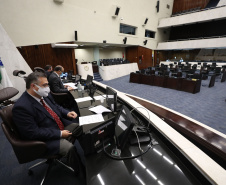 O secretário de Estado da Saúde, Beto Preto, apresentou aos deputados estaduais o Relatório Detalhado do Quadrimestre Anterior (RDQA) do 3º Quadrimestre de 2020, nesta terça-feira (9). A audiência pública é realizada pela Comissão de Saúde Pública da Assembleia Legislativa, ocorreu no Plenário da casa parlamentar com transmissão pela internet. - Curitiba, 09/03/2021  -  Foto: Dálie Felberg /ALEP 