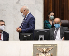 O secretário de Estado da Saúde, Beto Preto, apresentou aos deputados estaduais o Relatório Detalhado do Quadrimestre Anterior (RDQA) do 3º Quadrimestre de 2020, nesta terça-feira (9). A audiência pública é realizada pela Comissão de Saúde Pública da Assembleia Legislativa, ocorreu no Plenário da casa parlamentar com transmissão pela internet. - Curitiba, 09/03/2021  -  Foto: Dálie Felberg /ALEP 