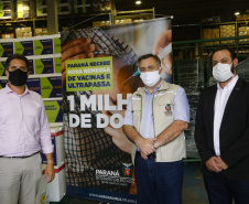 Paraná distribui novo lote e começa a vacinar idosos com mais de 75 anos.
Foto Gilson Abreu/AEN