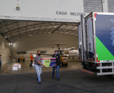 Paraná distribui novo lote e começa a vacinar idosos com mais de 75 anos.
Foto Gilson Abreu/AEN