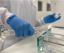 Ampliar a capacidade de testagem do novo coronavírus (Sars-CoV-2), como estratégia de controle da pandemia de Covid-19 em todo o Estado do Paraná