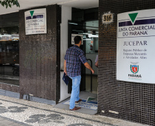 Paraná lidera ranking de abertura de empresas no País em fevereiro
. Foto: Geraldo Bubniak/AEN