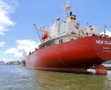 O Porto de Paranaguá completa 86 anos nesta quarta-feira, dia 17 de março, e aposta em inovação para se tornar hub logístico da América Latina. -  Foto: Claudio Neves/Portos do Paraná