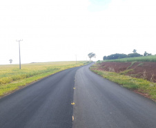 O Departamento de Estradas de Rodagem do Paraná (DER/PR) está concluindo as melhorias na PR-537, entre Florestópolis e o distrito Santa Margarida, de Bela Vista do Paraíso, na região Norte do estado. Foram investidos R$ 3.328.289,35 para atender todos os pontos considerados críticos no trecho, que tem uma extensão de 24,46 quilômetros.  -  Curitiba, 23/03/2021  -  Foto: Divulgação DER