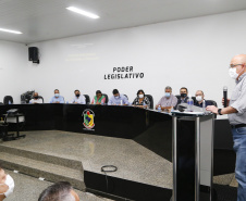 Comitiva da Nova Ferroeste visita Mundo Novo, no Mato Grosso do Sul. Os técnicos apresentaram na Câmara de Vereadores da cidade o estudo de demanda e traçado elaborado para a ferrovia.
 Foto Gilson Abreu/AEN