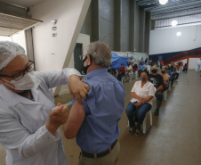 Paraná aplicou mais de 1 milhão de doses da vacina contra o coronavírus. Foto: Jonathan Campos/AEN