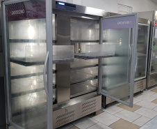 Saúde inicia distribuição de 21 novas câmaras para conservação de vacinas 
. Foto:SESA