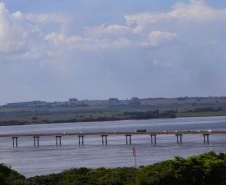 24.03.2021 - Visita do grupo tecnico  da nova ferroeste  ao ponte de Guaíra
 Foto Gilson Abreu/AEN
