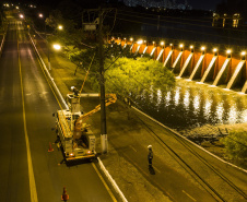 nvestimentos realizados pela Copel no fortalecimento e automação do sistema elétrico em Londrina estão gerando bons resultados para o fornecimento de energia no município. Nos últimos ano, a frequência de desligamentos diminuiu em 16%, e a duração equivalente das faltas caiu 15%.  -  Foto: Guilherme Pupo