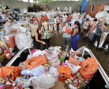 Comunidades carentes de Paranaguá, Antonina e moradores de ilhas da Região são prioridade nas doações feitas pela comunidade portuária. Foto: Claudio Neves