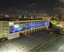 02.04.2021 - Iluminação especial pelo Dia Mundial de Conscientização do Autismo  -  Foto Gilson Abreu/AEN