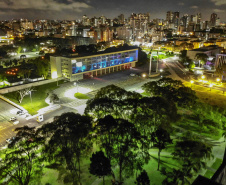 02.04.2021 - Iluminação especial pelo Dia Mundial de Conscientização do Autismo  -  Foto Gilson Abreu/AEN