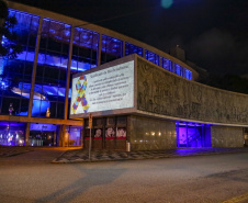 02.04.2021 - Iluminação especial pelo Dia Mundial de Conscientização do Autismo  -  Foto Gilson Abreu/AEN