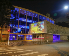 02.04.2021 - Iluminação especial pelo Dia Mundial de Conscientização do Autismo  -  Foto Gilson Abreu/AEN