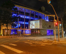 02.04.2021 - Iluminação especial pelo Dia Mundial de Conscientização do Autismo  -  Foto Gilson Abreu/AEN