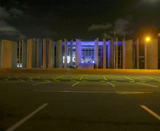 02.04.2021 - Iluminação especial pelo Dia Mundial de Conscientização do Autismo  -  Foto Gilson Abreu/AEN