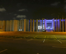 02.04.2021 - Iluminação especial pelo Dia Mundial de Conscientização do Autismo  -  Foto Gilson Abreu/AEN