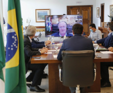 Com o apoio institucional do Governo do Estado por meio do programa de incentivo fiscal, seis cooperativas paranaenses se uniram para a construção de uma nova maltaria na região dos Campos Gerais. 
O anúncio foi feito nesta segunda-feira (05), durante a assembleia virtual comemorativa dos 50 anos do Sistema Ocepar, pelo governador Carlos Massa Ratinho Junior e pelo diretor-presidente da Agrária, Jorge Karl. Foto: Jonathan Campos/AEN