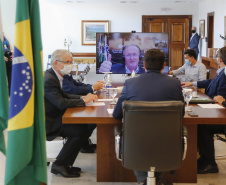 Com o apoio institucional do Governo do Estado por meio do programa de incentivo fiscal, seis cooperativas paranaenses se uniram para a construção de uma nova maltaria na região dos Campos Gerais. 
O anúncio foi feito nesta segunda-feira (05), durante a assembleia virtual comemorativa dos 50 anos do Sistema Ocepar, pelo governador Carlos Massa Ratinho Junior e pelo diretor-presidente da Agrária, Jorge Karl. Foto: Jonathan Campos/AEN