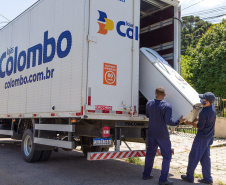 A Copel lança na próxima segunda-feira (12) mais uma etapa do projeto ?Trocou, Economizou?, em parceria com a rede varejista Colombo. A ação oferece bônus acima de 40% na compra de um novo equipamento, desde que o cliente entregue em troca um eletrodoméstico similar antigo.- Curitiba, 07/04/2021  -  Foto: Valdenir Danaiel Cavalheiro/Copel