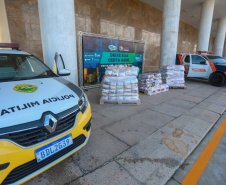 A edição 2021 da campanha Cesta Solidária Paraná, encerrada na terça-feira (06), conseguiu arrecadar mais de 200 toneladas de alimentos. . Foto: Valdelino Pontes