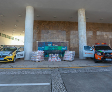 A edição 2021 da campanha Cesta Solidária Paraná, encerrada na terça-feira (06), conseguiu arrecadar mais de 200 toneladas de alimentos. . Foto: Valdelino Pontes