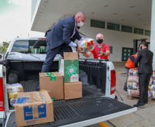 A edição 2021 da campanha Cesta Solidária Paraná, encerrada na terça-feira (06), conseguiu arrecadar mais de 200 toneladas de alimentos. . Foto: Valdelino Pontes