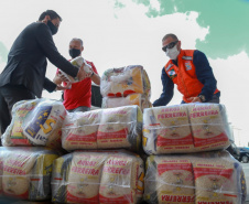 A edição 2021 da campanha Cesta Solidária Paraná, encerrada na terça-feira (06), conseguiu arrecadar mais de 200 toneladas de alimentos. . Foto: Valdelino Pontes