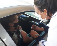 Vacinação contra a Covid-19 em Cambé. Foto:SESA