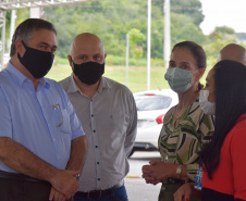 O Paraná iniciou a campanha nacional de vacinação contra a influenza nesta segunda-feira (12). A meta é imunizar contra a gripe pelo menos 90% do público-alvo, estimado em 4,4 milhões de pessoas.  -  Curitiba, 12/04/2021  -  Foto: Américo Antonio/SESA