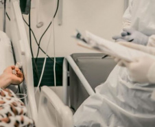 Três pacientes realizaram a ECMO (oxigenação por membrana extracorpórea), no Hospital Universitário do Oeste do Paraná (Huop).   -  Foto: Unioeste