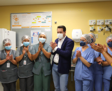O governador Carlos Massa Ratinho Junior visita nesta quarta-feira (14) o Hospital Regional São Sebastião, na Lapa. A Secretaria de Estado da Saúde disponibiliza seis leitos de UTI no hospital.  A unidade já conta com 40 leitos de enfermaria na estratégia de combate à Covid-19.  14/04/2021 - Foto: Geraldo Bubniak/AEN