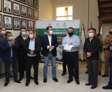 O governador Carlos Massa Ratinho Junior visita nesta quarta-feira (14) o Hospital Regional São Sebastião, na Lapa. A Secretaria de Estado da Saúde disponibiliza seis leitos de UTI no hospital.  A unidade já conta com 40 leitos de enfermaria na estratégia de combate à Covid-19.  14/04/2021 - Foto: Geraldo Bubniak/AEN