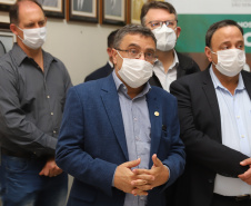 O governador Carlos Massa Ratinho Junior visita nesta quarta-feira (14) o Hospital Regional São Sebastião, na Lapa. A Secretaria de Estado da Saúde disponibiliza seis leitos de UTI no hospital.  A unidade já conta com 40 leitos de enfermaria na estratégia de combate à Covid-19.  14/04/2021 - Foto: Geraldo Bubniak/AEN