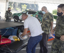 A segunda edição de arrecadação de alimentos não perecíveis, ração para cães e gatos e álcool 70% pela Campanha Solidária dos 64 anos do Batalhão de Polícia Ambiental-Força Verde (BPAmb-FV) será neste sábado (17/04), nas cidades do interior do estado onde há Companhias da unidade. - Curitiba, 16/04/2021  -  Foto: Soldado Adilson Voinaski Afonso