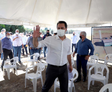 O governador Carlos Massa Ratingo Junior participou nesta quinta-feira (22) da entrega de um novo frigorífico para abate e processamento de peixes em Alvorada do Sul, no Norte Pioneiro.  -  Alvorada do Sul, 22/04/2021  -  Foto: Ari Dias/AEN