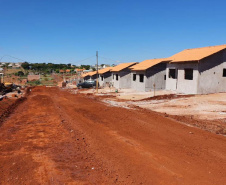 As obras de construção de casas populares para famílias carentes de Marumbi e Lunardelli, cidades da região do Vale do Ivaí, aproximam-se da metade. Os projetos contemplam a construção de 78 novas moradias nos dois municípios, em um projeto de R$ 5,3 milhões viabilizados pelo Governo do Paraná junto ao Banco Interamericano de Desenvolvimento.  -  Curitiba, 28/04/2021  -  foto: Cohapar