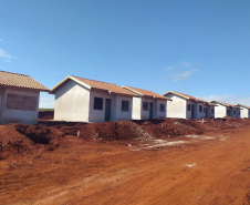 As obras de construção de casas populares para famílias carentes de Marumbi e Lunardelli, cidades da região do Vale do Ivaí, aproximam-se da metade. Os projetos contemplam a construção de 78 novas moradias nos dois municípios, em um projeto de R$ 5,3 milhões viabilizados pelo Governo do Paraná junto ao Banco Interamericano de Desenvolvimento.  -  Curitiba, 28/04/2021  -  foto: Cohapar