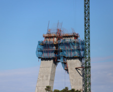 Andamento das obras na  Ponte da Integração Brasil - Paraguai, entre Foz do Iguaçu e Presidente Franco .08/04/2021 - Foto: Geraldo Bubniak/AEN