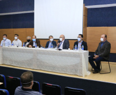 O projeto da Nova Ferroeste ganha, a cada dia, novos capítulos que ajudam essa história a avançar. Nesta semana, em Toledo, foi realizada uma reunião de trabalho com prefeitos e vereadores da região Oeste, além de lideranças sociais e empresariais  -  Foto: Arquivo GT Ferroeste