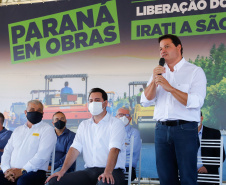 Governador Carlos Massa Ratinho Junior entrega primeiro trecho de pavimentacao da pr 364, Miguel Picheth, que liga Irati a Sao Mateus do Sul. - Irati, 03/05/2021  -  Foto: Rodrigo Félix Leal/Infraestrutura