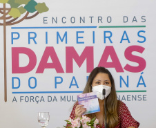 Encontro das primeiras damas do Paraná. Luciana Saito Massa
Foto Gilson Abreu/AEN