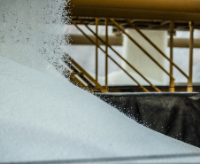 As importações puxaram a movimentação de cargas pelos portos do Paraná no primeiro quadrimestre do ano. Com altas significativas na descarga de produtos dos segmentos de Carga Geral e Granéis Sólidos, os terminais de Paranaguá e Antonina movimentaram 18.262.189 toneladas, de janeiro a abril. - Paranaguá, 10/05/2021  -  Foto: Claudio Neves/Portos do Paraná