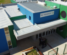 O Governo do Estado inaugurou uma nova Unidade Básica de Saúde (UBS) no município de Ponta Grossa nesta terça-feira (11). A obra possui um investimento de R$ 750 mil de repasse estadual. O secretário de Estado da Saúde, Beto Preto, esteve presente na inauguração e falou sobre a importância desta obra para a população.  -  Ponta Grossa, 11/05/2021  -  Foto: Ari Dias/AEN