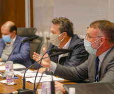 O projeto de concessão dos pátios veiculares do Departamento de Trânsito do Paraná (Detran-PR), desenvolvido pelas equipes do Detran, do Banco Regional de Desenvolvimento do Extremo Sul (BRDE), e da Superintendência Geral de Parcerias (SGPAR), vinculada à Secretaria de Desenvolvimento Sustentável e do Turismo (SEDEST), foi aprovado pelo Conselho de Parcerias (CPAR) nesta quarta-feira, 12, e iniciará a fase de consulta pública por um período mínimo de 30 dias